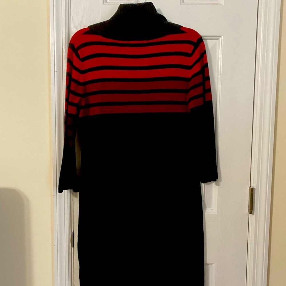 Beautiful sweater dress!  Extremely comfortable!